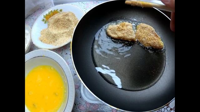 Куриные Наггетсы! 2 рецепта, в духовке и на сковородке. смотреть онлайн