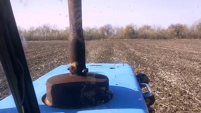 НЕ ПРИЯТНЫЙ БОНУС ПРИ РЫХЛЕНИИ ПОЧВЫ смотреть онлайн