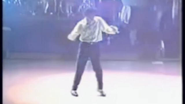 Майкл Джексон в 1992 rock with you выступал смотреть онлайн