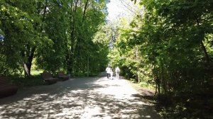 Вернувшись с вахты, обнаружил, что новая супруга сдала его дочь в интернат… А приехав туда, оцепене