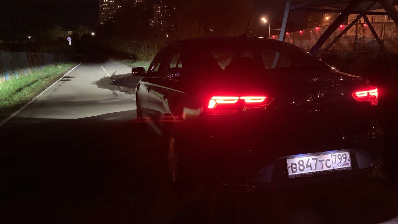 Как светит новый VW Polo iq.light смотреть онлайн