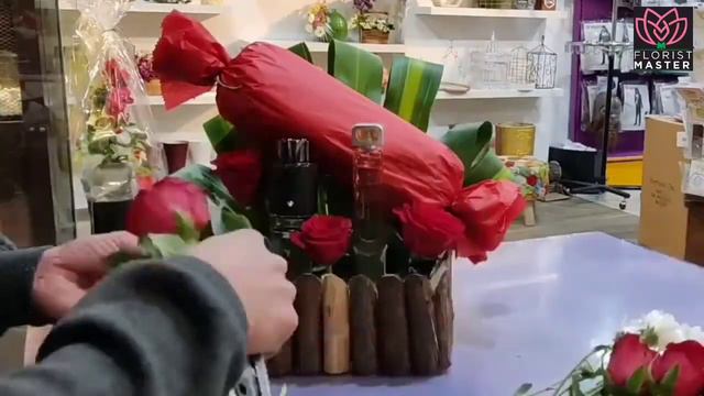 HOW TO ARRANGE PERFUME GIFT WITH FLOWER