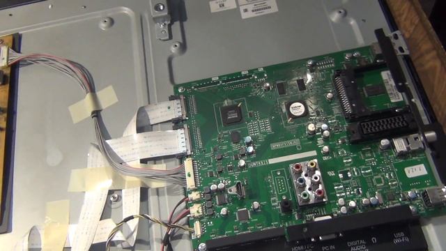 Мастерская #161. Не ремонт телевизора Sharp 40LE540E(RU) не включается. смотреть онлайн