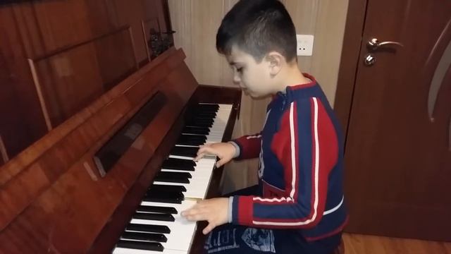 Л. Моцарт "Менуэт ре минор" смотреть онлайн