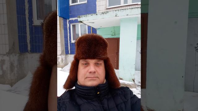 Деня Красный. Хорошо живут.