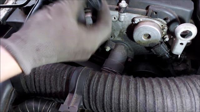 Mercedes Motor M271 Ölstoppkabel verbauen смотреть онлайн