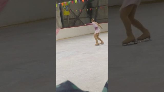 выступление на льду #1 смотреть онлайн