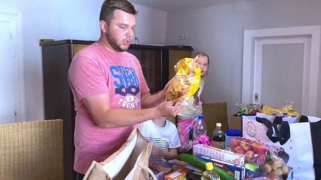 закупка. СКОЛЬКО СТОЯТ ПРОДУКТЫ В ГЕРМАНИИ ? Еда для повседневной жизни (обзор) / Богдан Приходько