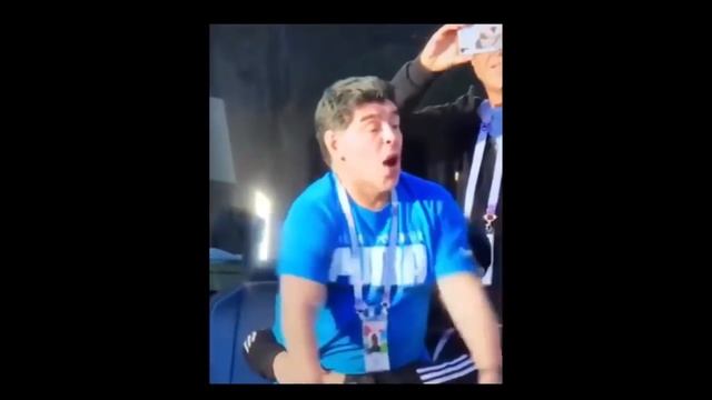 ПОВЕДЕНИЕ ДИЕГО МАРАДОНЫ НА ЧЕМПИОНАТЕ МИРА 2018!!! смотреть онлайн