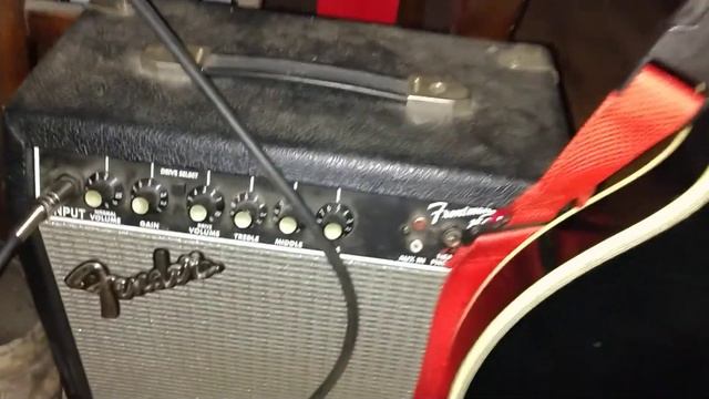 Ibanez Les Paul looping the Blues смотреть онлайн