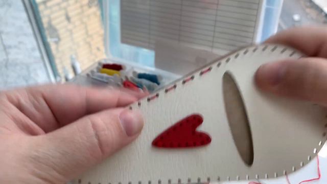 97. Зимние процессы | Распаковка подарков из новогодней почты смотреть онлайн