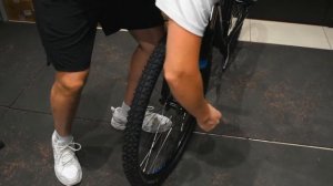 СБОРКА ВЕЛОСИПЕДА ИЗ КОРОБКИ ЗА 5 МИНУТ / КАК СОБРАТЬ ВЕЛОСИПЕД