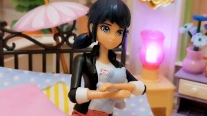 Адриан поцеловал Маринетт по настоящему