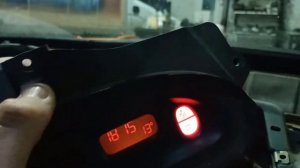 Замена лампочек в приборной панели. Рено Меган 1.