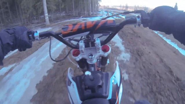 Весенний выезд в лес на KAYO 140 смотреть онлайн