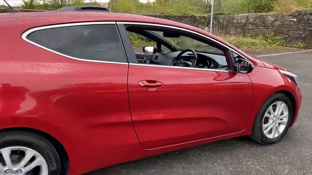Kia ProCeed 1.6 CRDi S (s/s) 3dr ISG смотреть онлайн