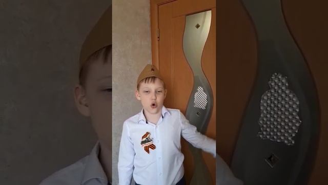 От бескрайней равнины Сибирской, читает Чадаев Иван смотреть онлайн