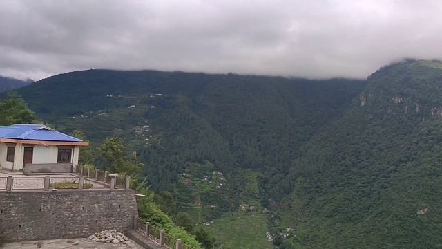 Unboxing video of guru Padmasambhava guru Rinpoche temple statue at lumpo (#jebisow-vlogs) смотреть онлайн