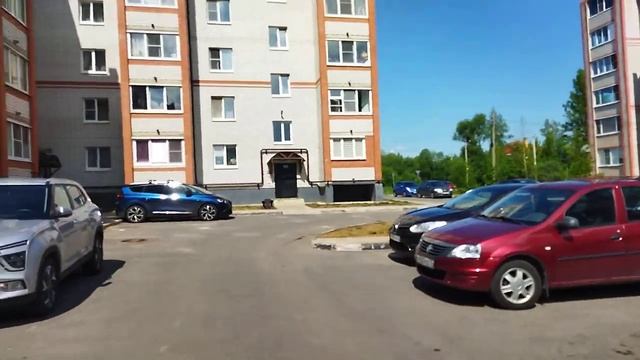 Бегу в Пятëрочку за кормом Бусе смотреть онлайн