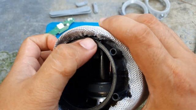 Hoàng Tuấn Vlog | Mổ bụng loa Borofone BR12 10W xem nội thất như thế nào ??? смотреть онлайн