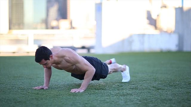 Spider Push Up: Proper Form смотреть онлайн