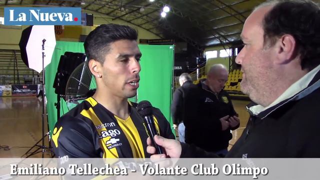 Emiliano Tellechea se refiere a la moda en el plantel de Olimpo смотреть онлайн