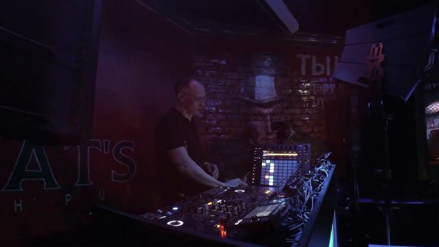 DJ SUHOV- LIVE MIX IN HARAT`S PUB | ORPHEUS TRIBUTE PARTY | 07.05.2022 | PART 1 смотреть онлайн