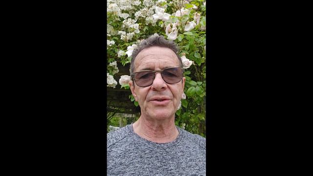 Planting Gabriel Oak Rose смотреть онлайн