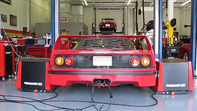 Ferrari F40 Dyno at Competizione смотреть онлайн