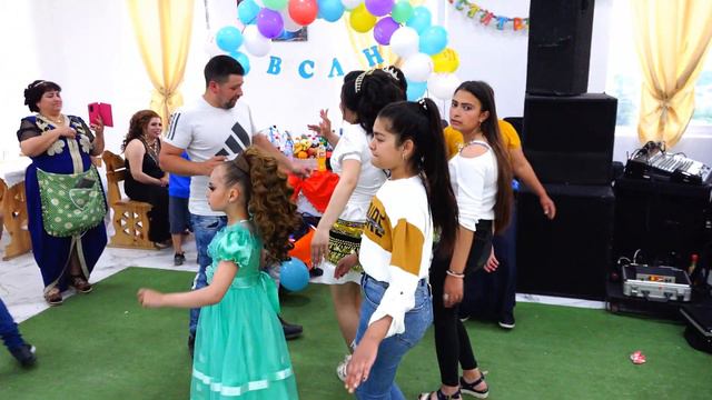 рожден ден на веселин 2 част смотреть онлайн