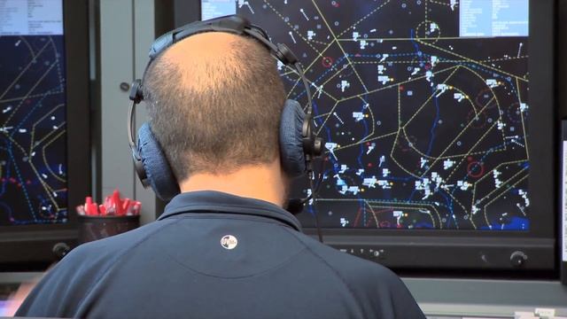 Behind the scenes at Farnborough Radar смотреть онлайн