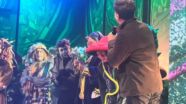 Награждение дебютантов после спектакля мюзикла «ВОЛШЕБНИК ИЗУМРУДНОГО ГОРОДА» 30.09.2023. 12:00