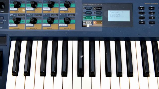 Yamaha AN1x beautiful monster synthesizer for VA synthesis смотреть онлайн