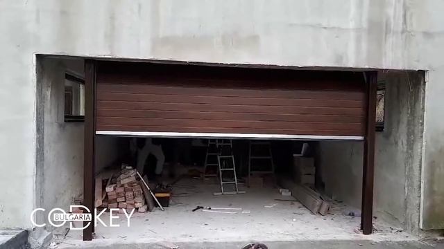 Гаражна секционна врата в село Железница