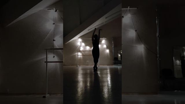 Feelin__good__shorts смотреть онлайн