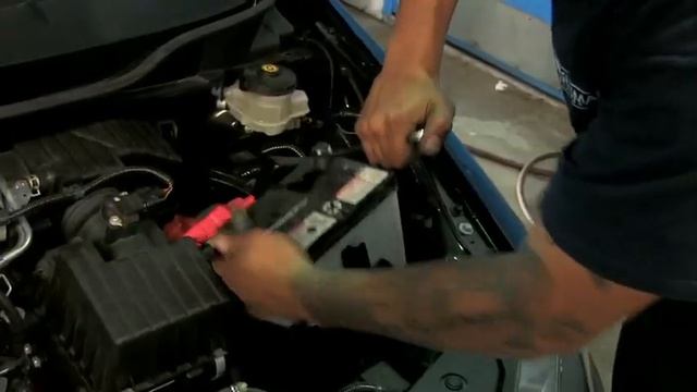 Sussman Auto - 2010 Honda Insight black смотреть онлайн