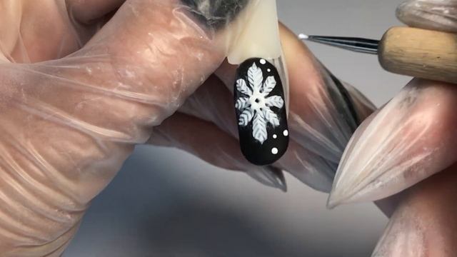 Новогодний маникюр?СНЕЖИНКИ 3d ❄️Лепка на НОГТЯХ.ЛЕГКИЙ Дизайн ногтей Гель Лаком.ЗИМНИЙ маникюр 202 смотреть онлайн
