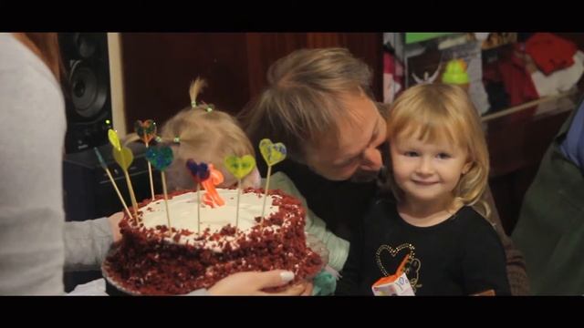 2 года ребенку день рождения смотреть онлайн