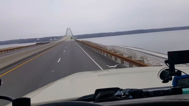 Дальнобой Life/Ilya Trucking/Попал в ледяную бурю смотреть онлайн