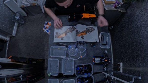 McLaren F1 Lego build time lapse