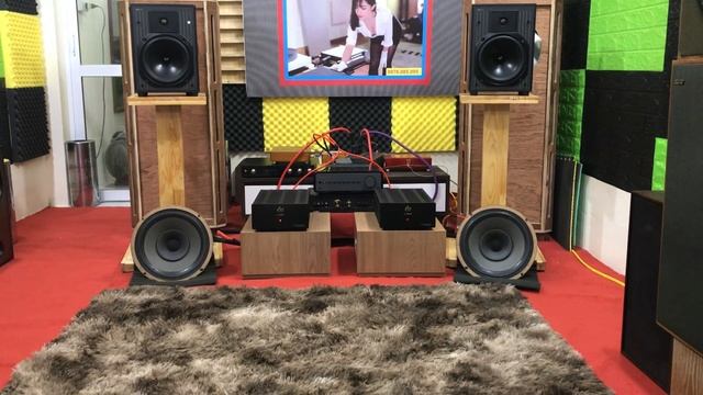 Celestion 30cm. Đôi loa rất hay mà bị lãng quên. Giá 9,5tr. 0976085095 смотреть онлайн