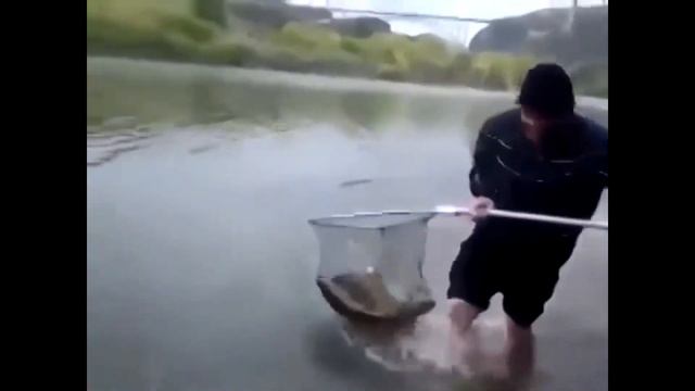Вот это рыбалка! Охренеть и очуметь. Часть 1. That's fishing! Unbelievable and awesome. Part смотреть онлайн