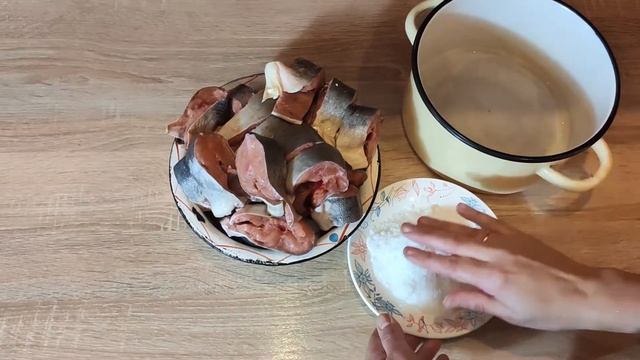 Как посолить горбушу? САМЫЙ ПРОСТОЙ РЕЦЕПТ от мамы смотреть онлайн
