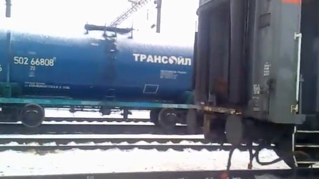 ЧС2К-770 прицепляется к скорому поезду Волгоград-Москва смотреть онлайн