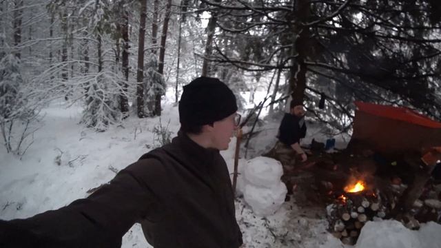 зимний лагерь в лесу смотреть онлайн