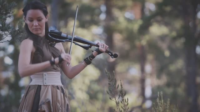 Caitlin De Ville - Stregheria смотреть онлайн