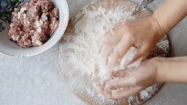 БЕЛЯШИ БЕЗ ВРЕДА ДЛЯ ФИГУРЫ. Как приготовить Беляши с мясом в духовке. Без капли жира. смотреть онлайн