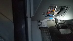 Разветвитель предохранитель для регистратора.mp4