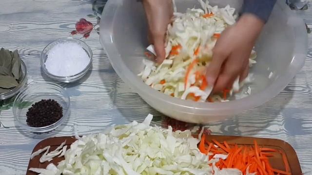 PROBİYOTİK LAHANA TURŞU TARİFİ-КВАШЕНАЯ КАПУСТА смотреть онлайн