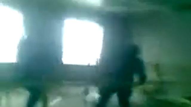 Придурки на стройке.Кризис 3 Бойня смотреть онлайн